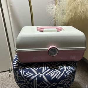 Caboodles Pink and White Hard Travel Cosmetics Case